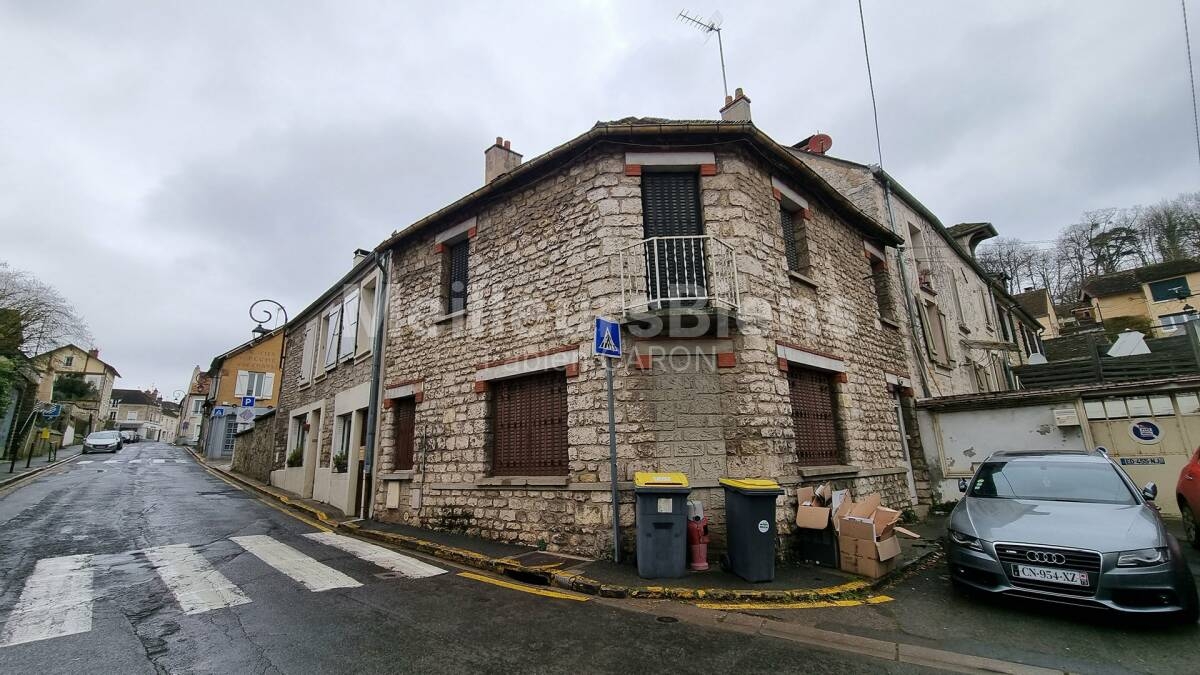Maison à rénover de 80m² située à Montigny-sur-Loing