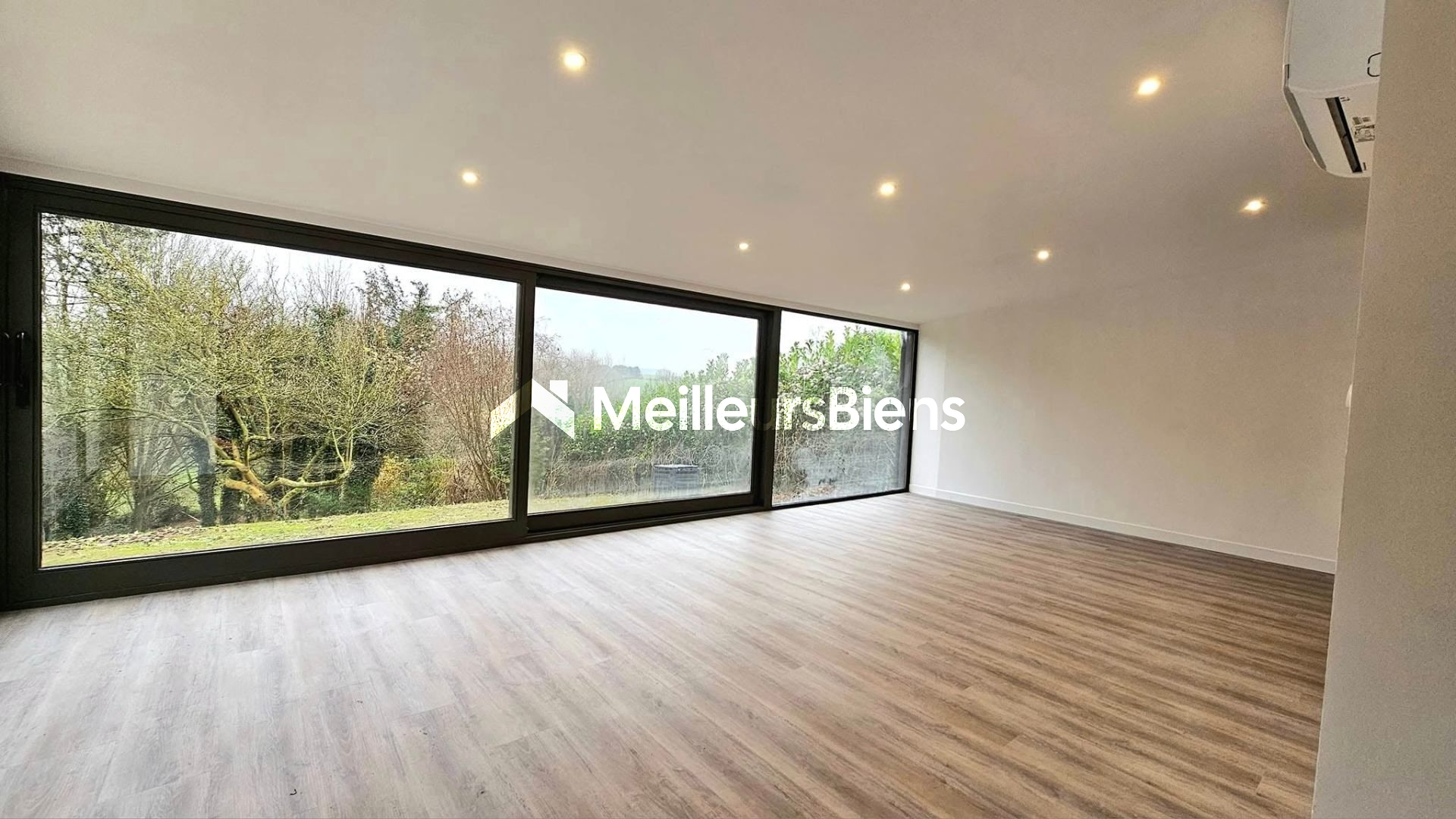 Magnifique Plain Pied Individuel Rénové + Sous Sol