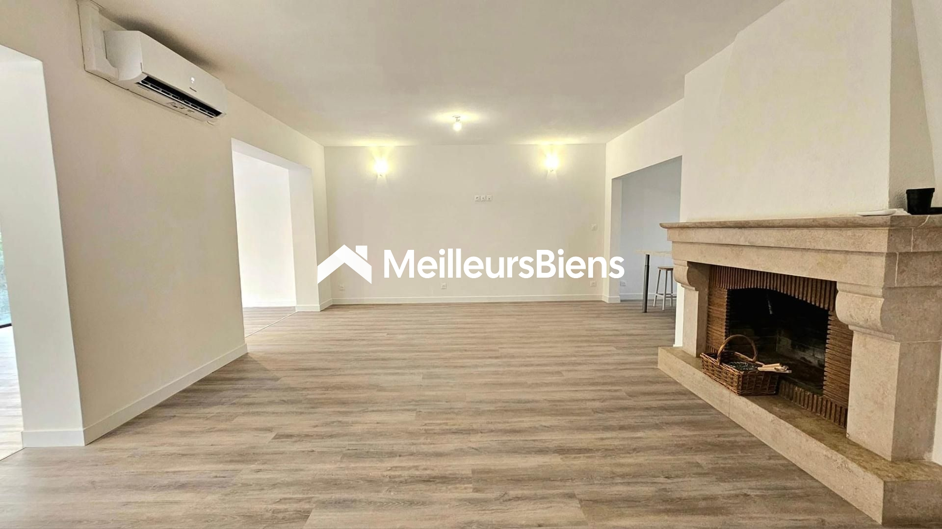 Magnifique Plain Pied Individuel Rénové + Sous Sol