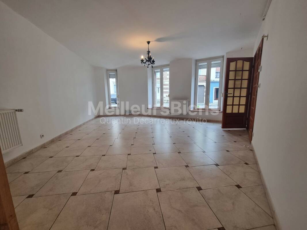 immeuble avec terrain