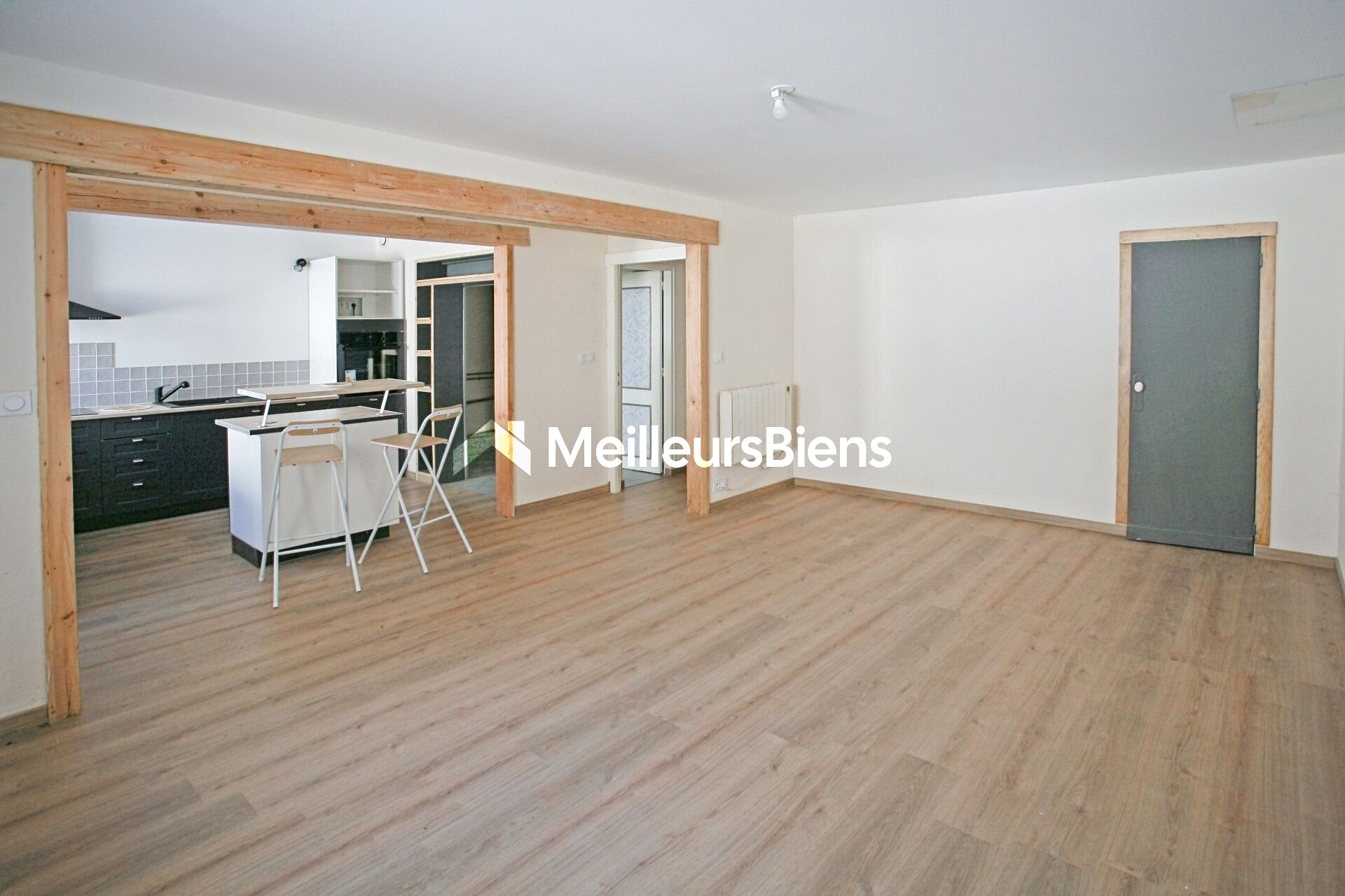 Échoppe rénovée avec grand balcon - Prix exceptionnel