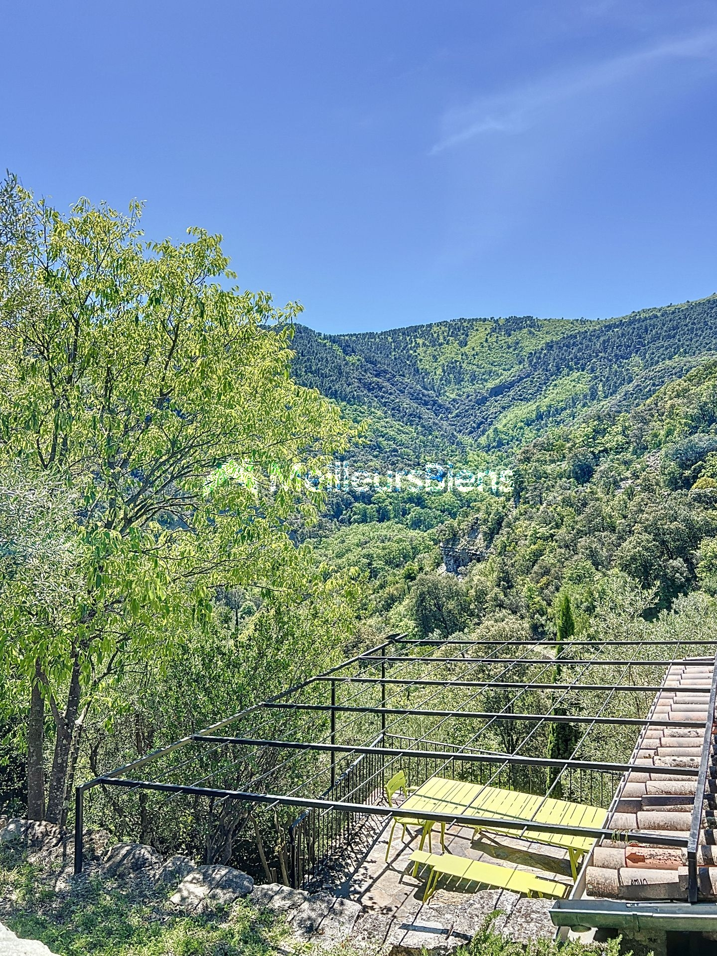 Sud Ardèche - Les Vans : Propriété avec Vue