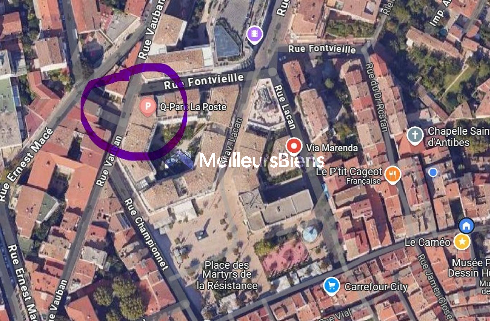 4 places dans un garage de plus de 50 m2