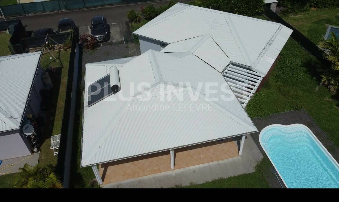 Villa récente dans un lotissement calme