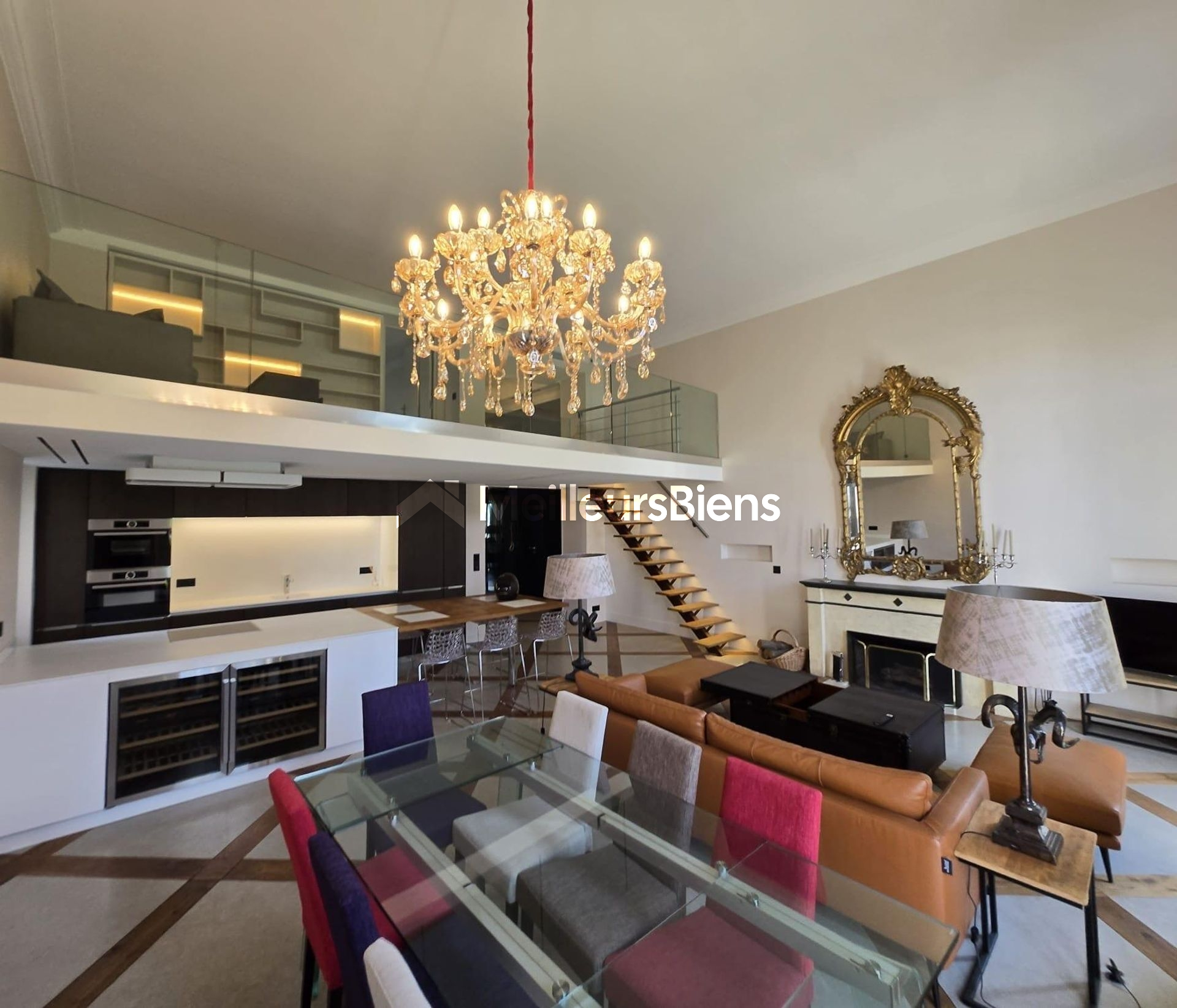 Cannes Alexandre III : Appartement Bourgeois rénové de 150 m2 dans superbe résidence avec parc