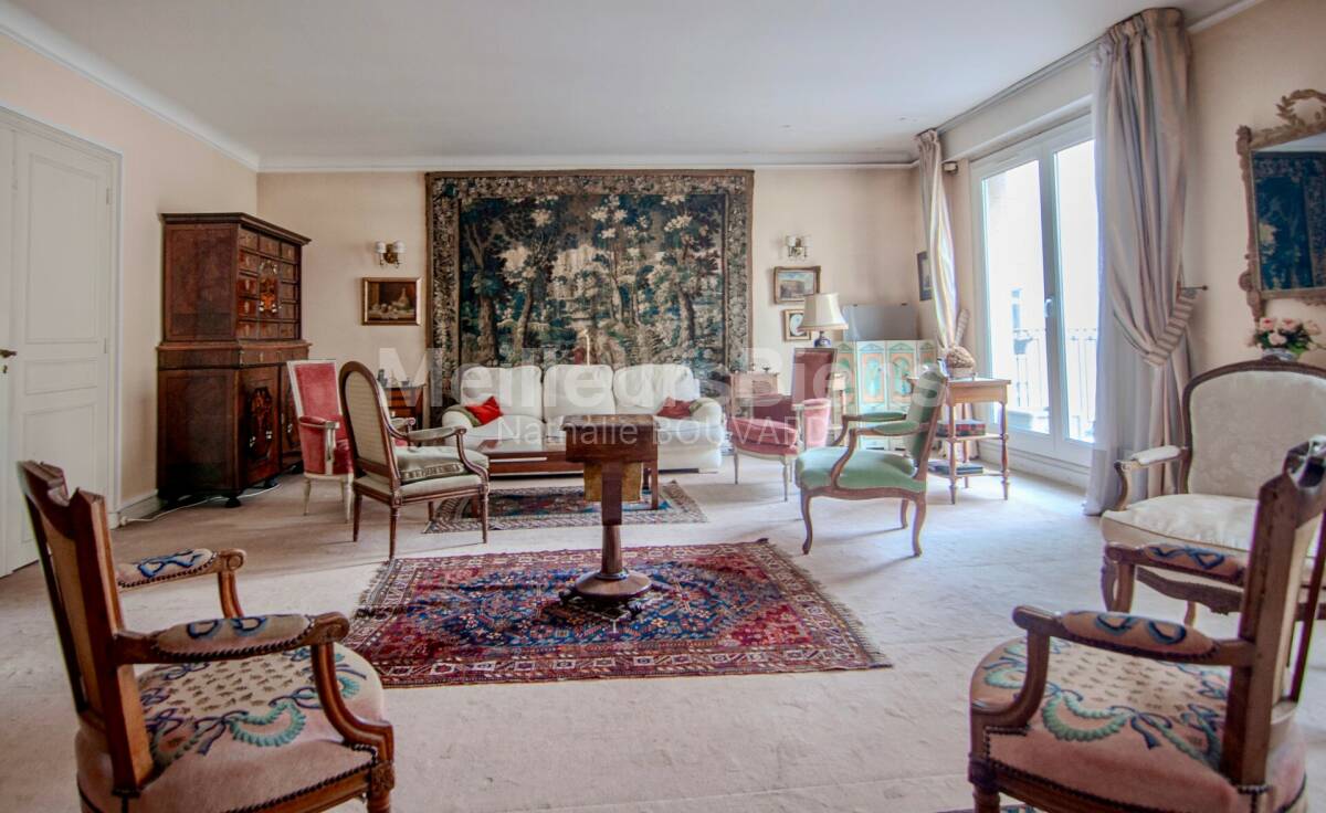 Doumer-Passy : 4 pièces ,117 M2 à rénover