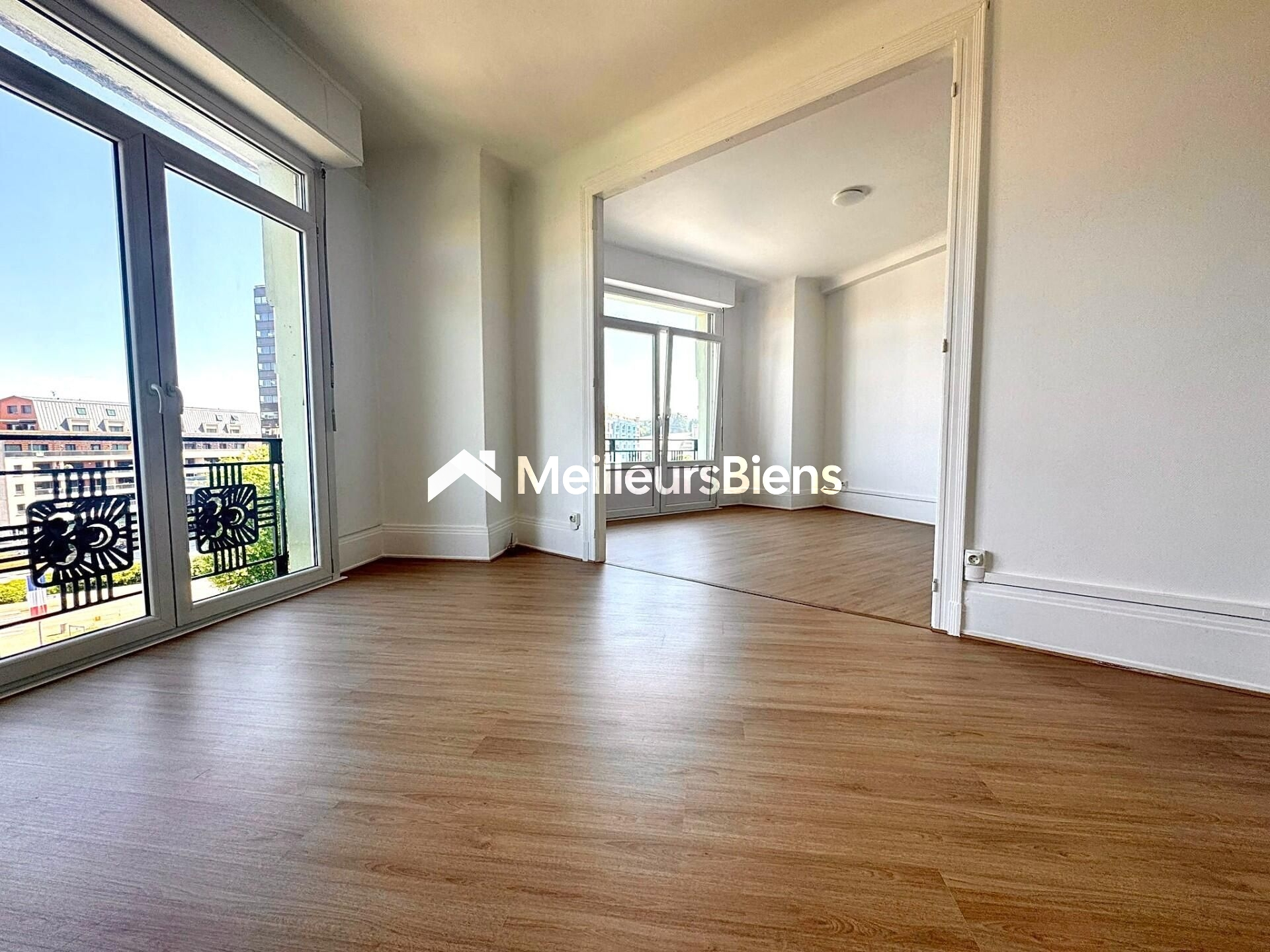 Appartement Haussmanien rénové - 110 m2 - 3 chambres - Centre ville de BELFORT