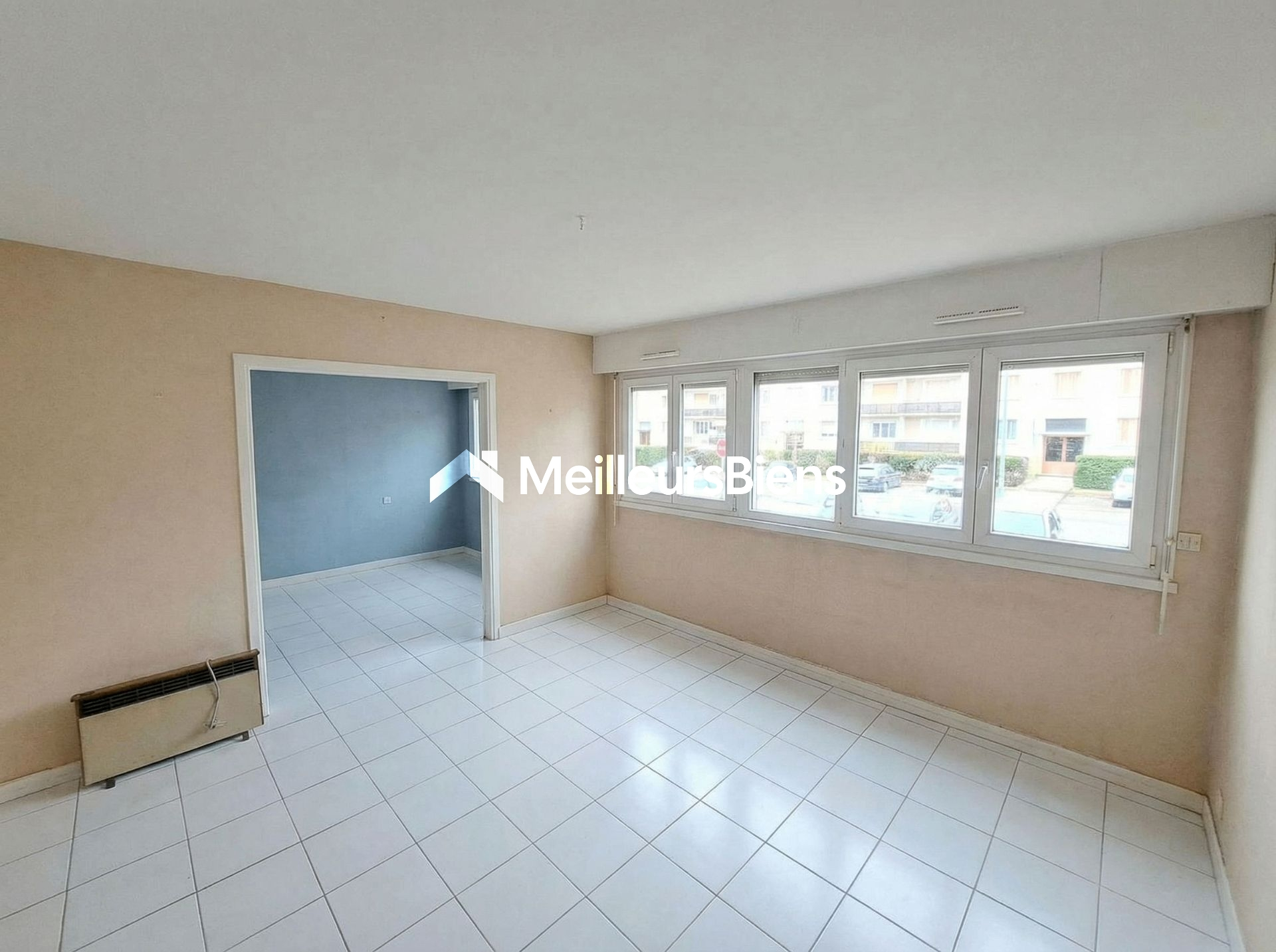 Appartement T4 de 77.86m² à rafraîchir proche hôpital