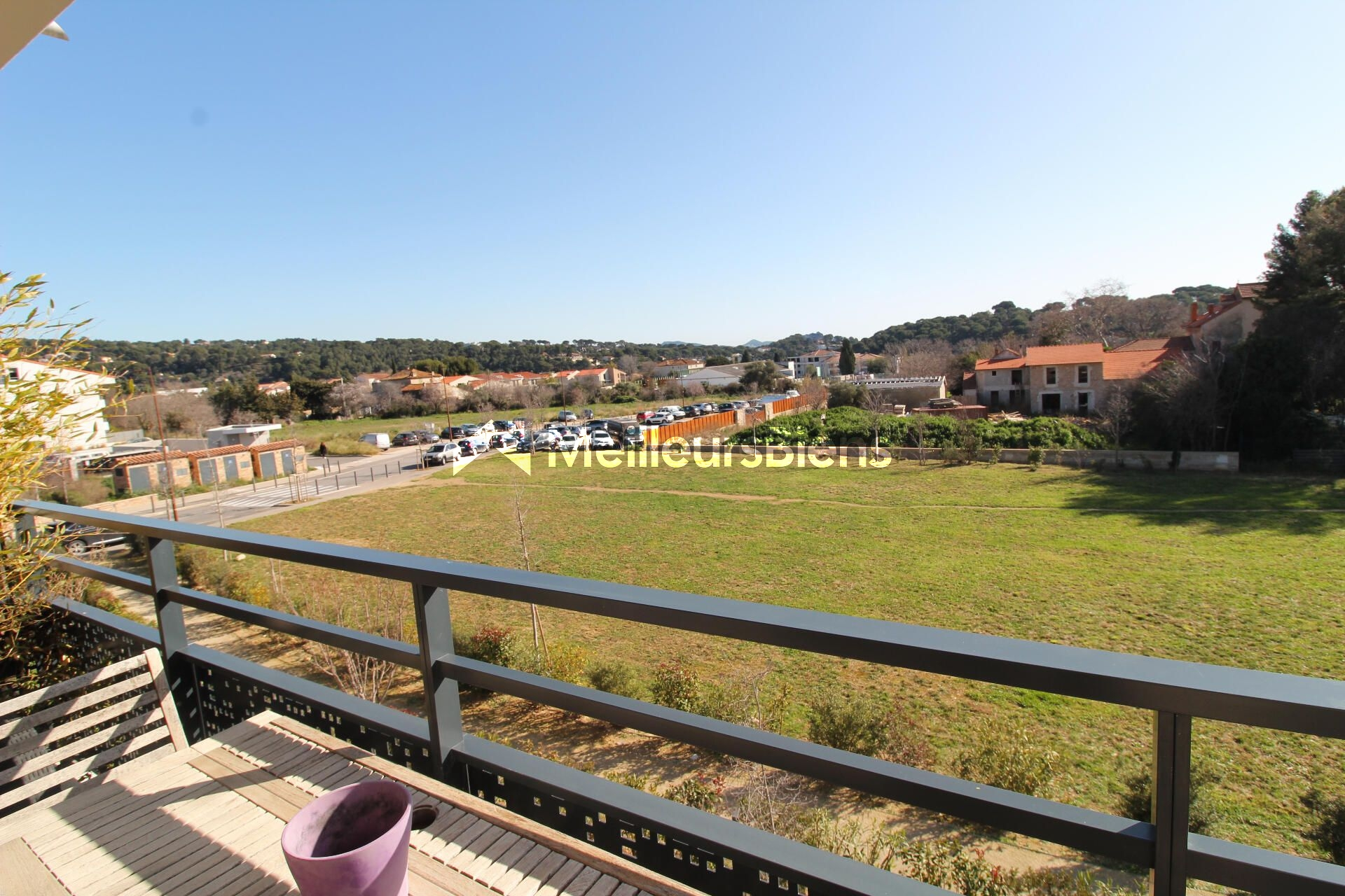LA CIOTAT - APPARTEMENT 82 M² - 3 CHAMBRES - TERRASSE - 2 BOX - 2E ETAGE/3 -