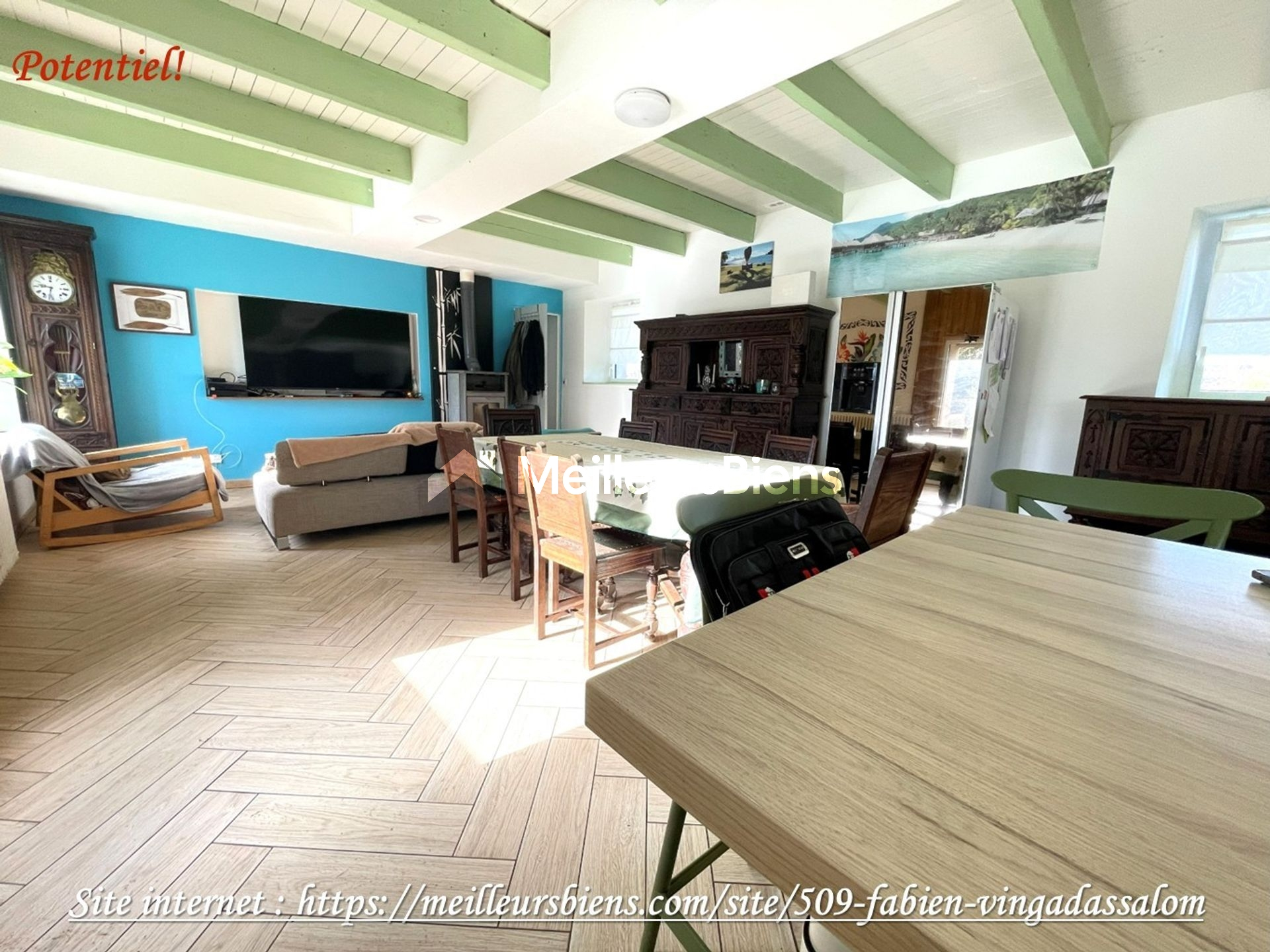 Longere traditionnellle en pierre de taille (corps de ferme anciennement)