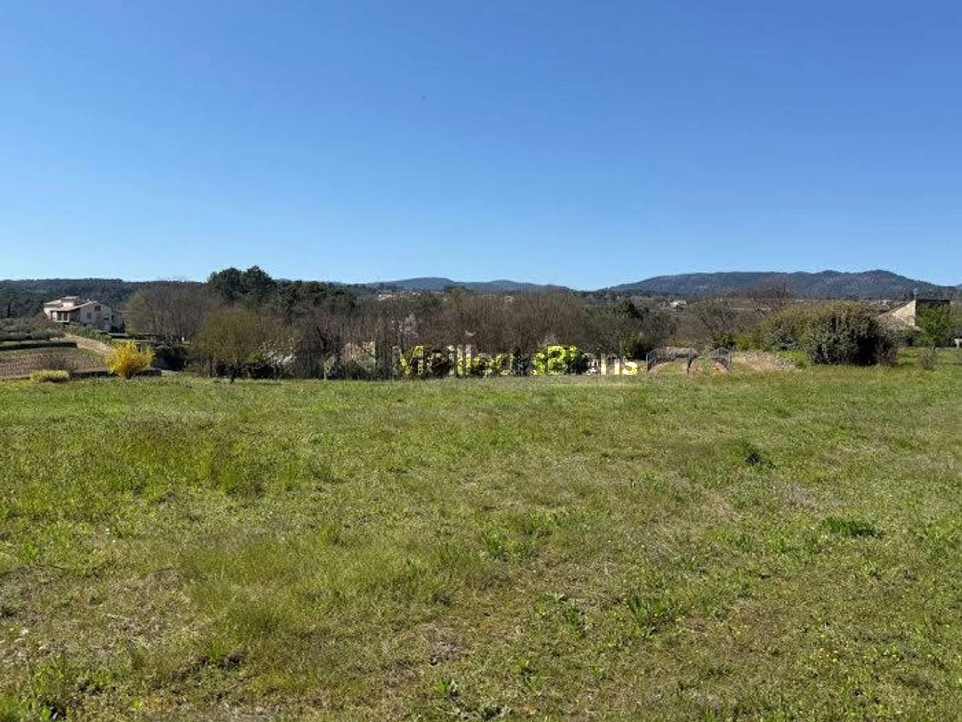 Terrains à bâtir de 864m²