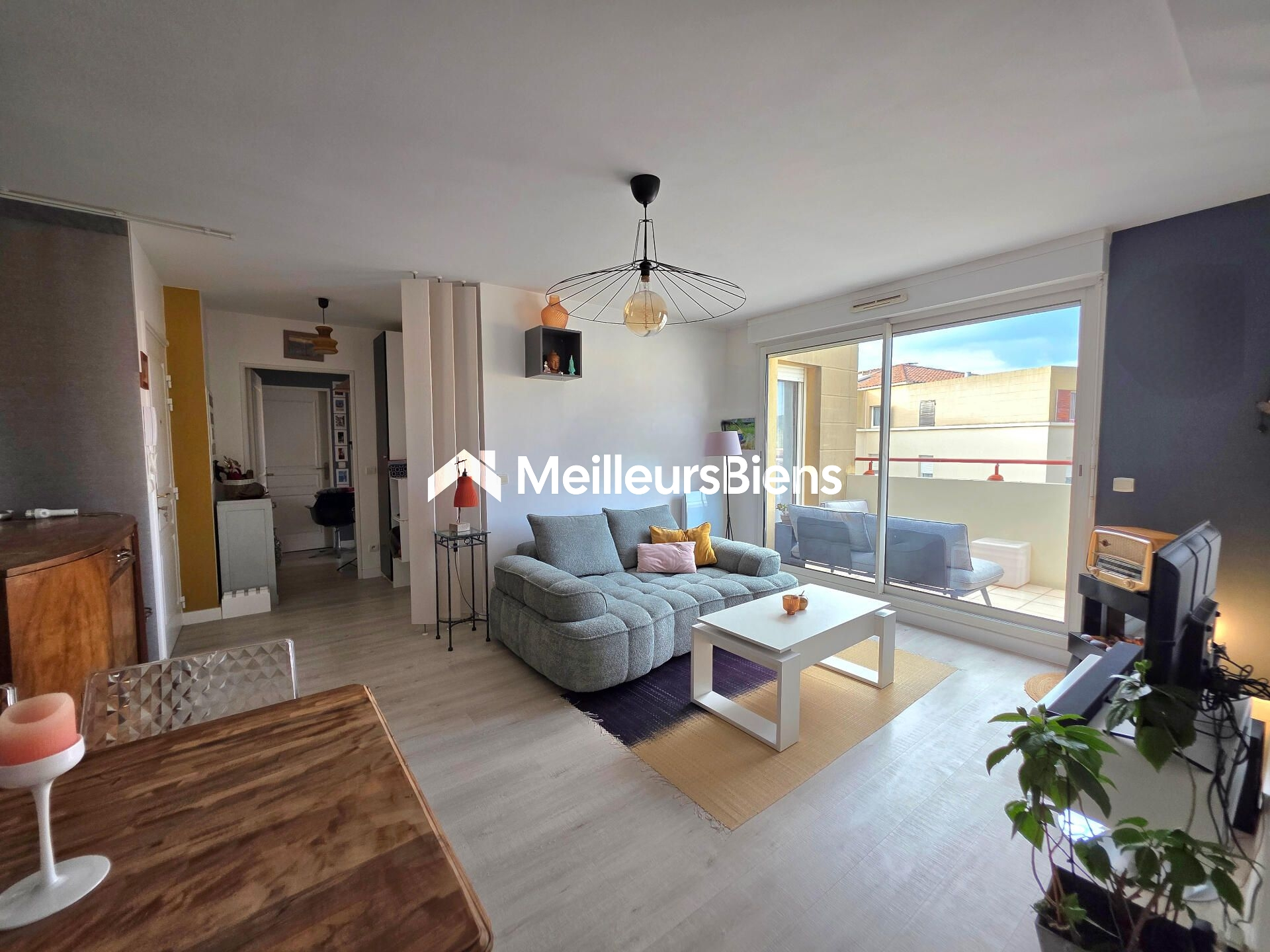 Superbe T3 avec terrasse et vue dégagée