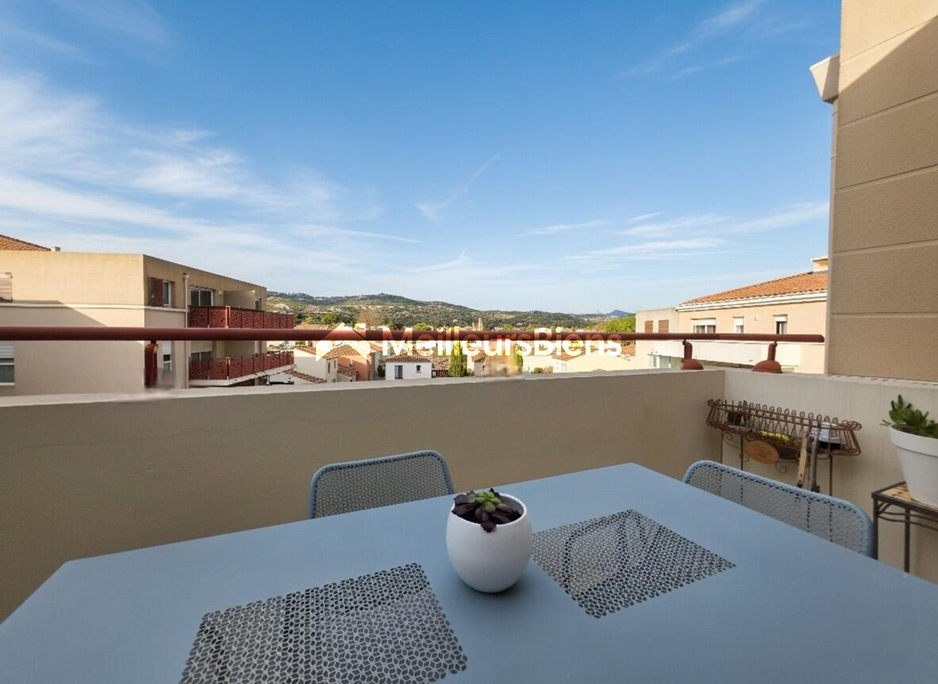 Superbe T3 avec terrasse et vue dégagée