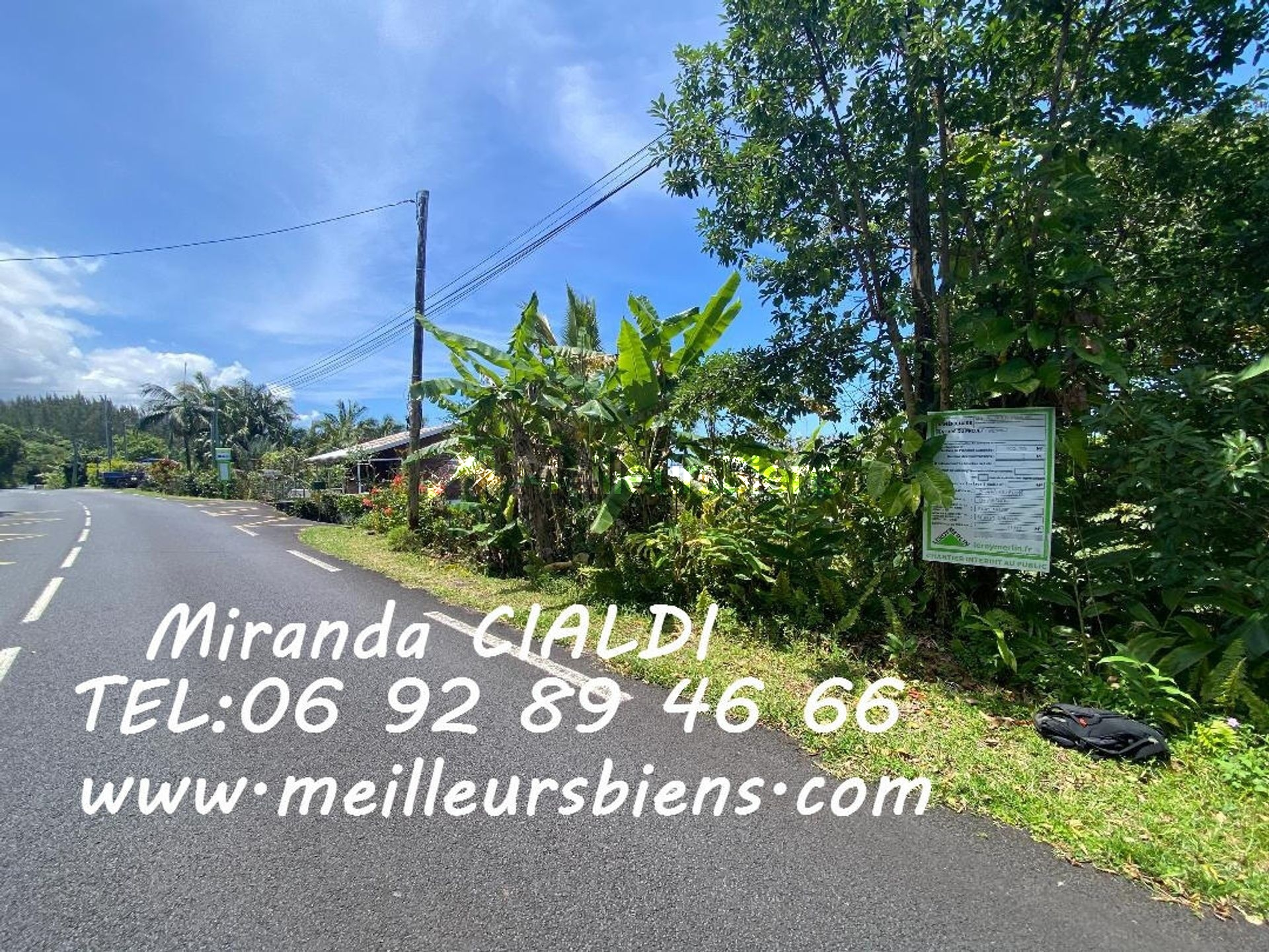 Terrain à Bâtir 1400M2 / 109 990€/ LE TREMBLET / SAINT PHILIPPE