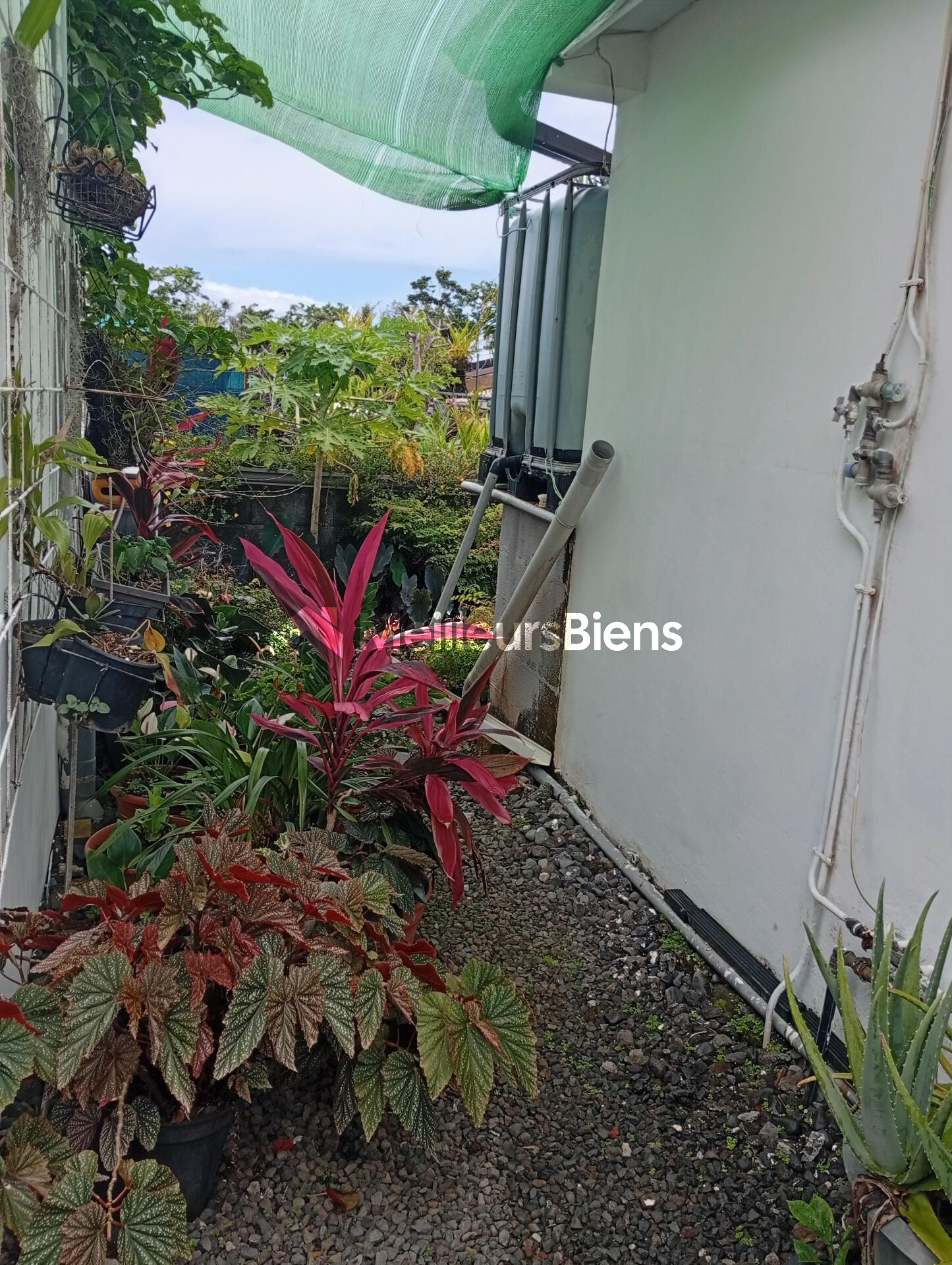 Jolie villa F5 + Dépendance sur une parcelle de 435m2 / 220 000€
