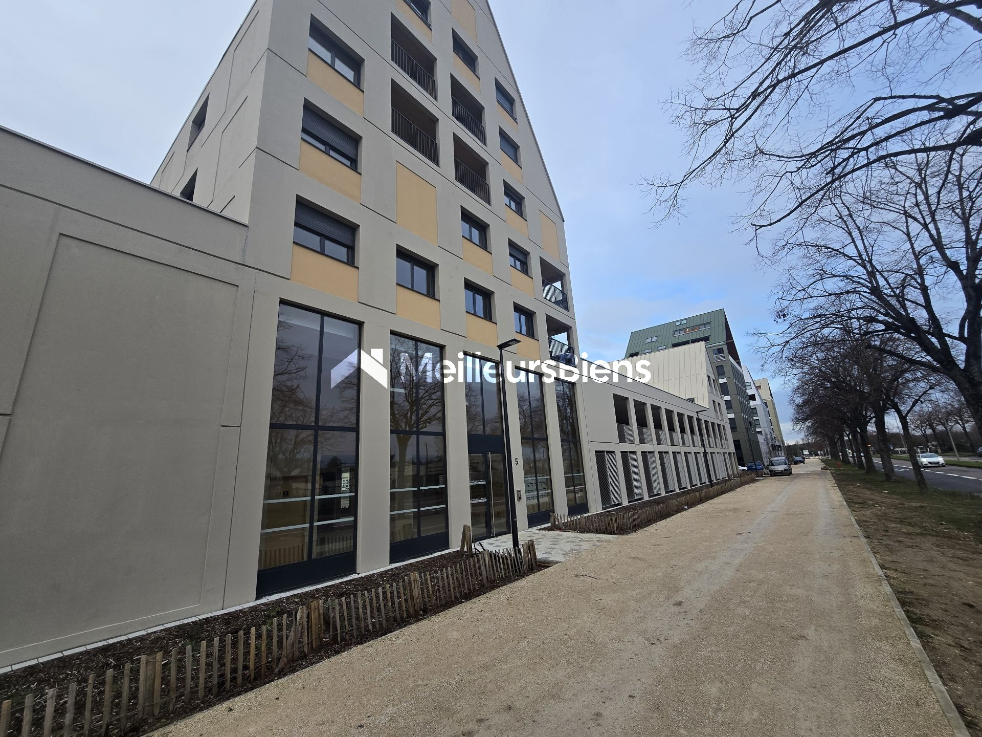 ✨ À vendre – Appartement T2 récent avec terrasse et parking – Dijon / Bd de Chicago ✨