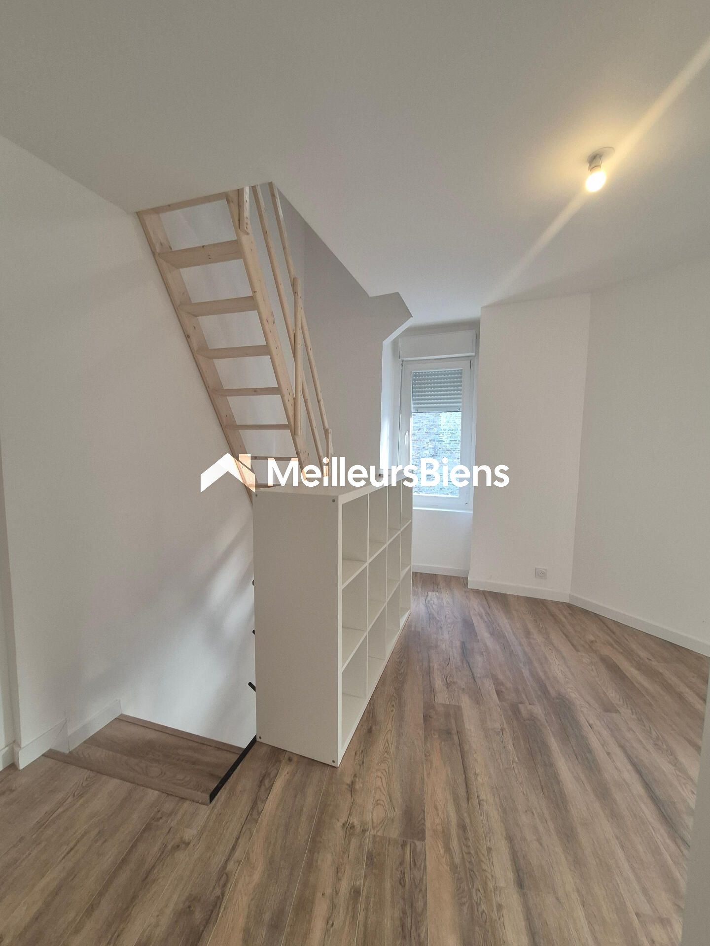 Maison de Bourg en pierre rénovée