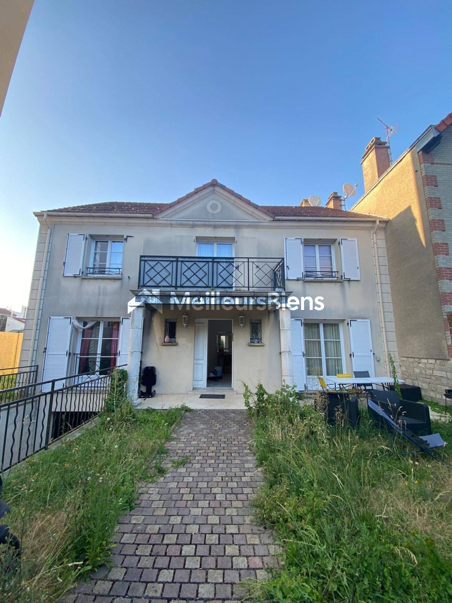 Superbe Maison de 216m2 - 6 pièces - Romainville