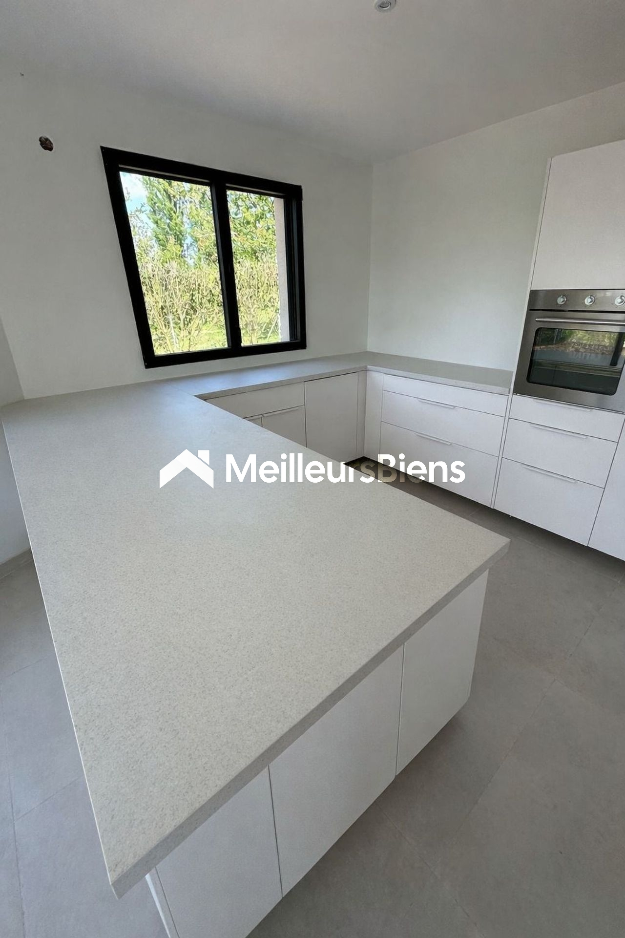 Maison 2026 de plain pied 3ch cuisine équipe