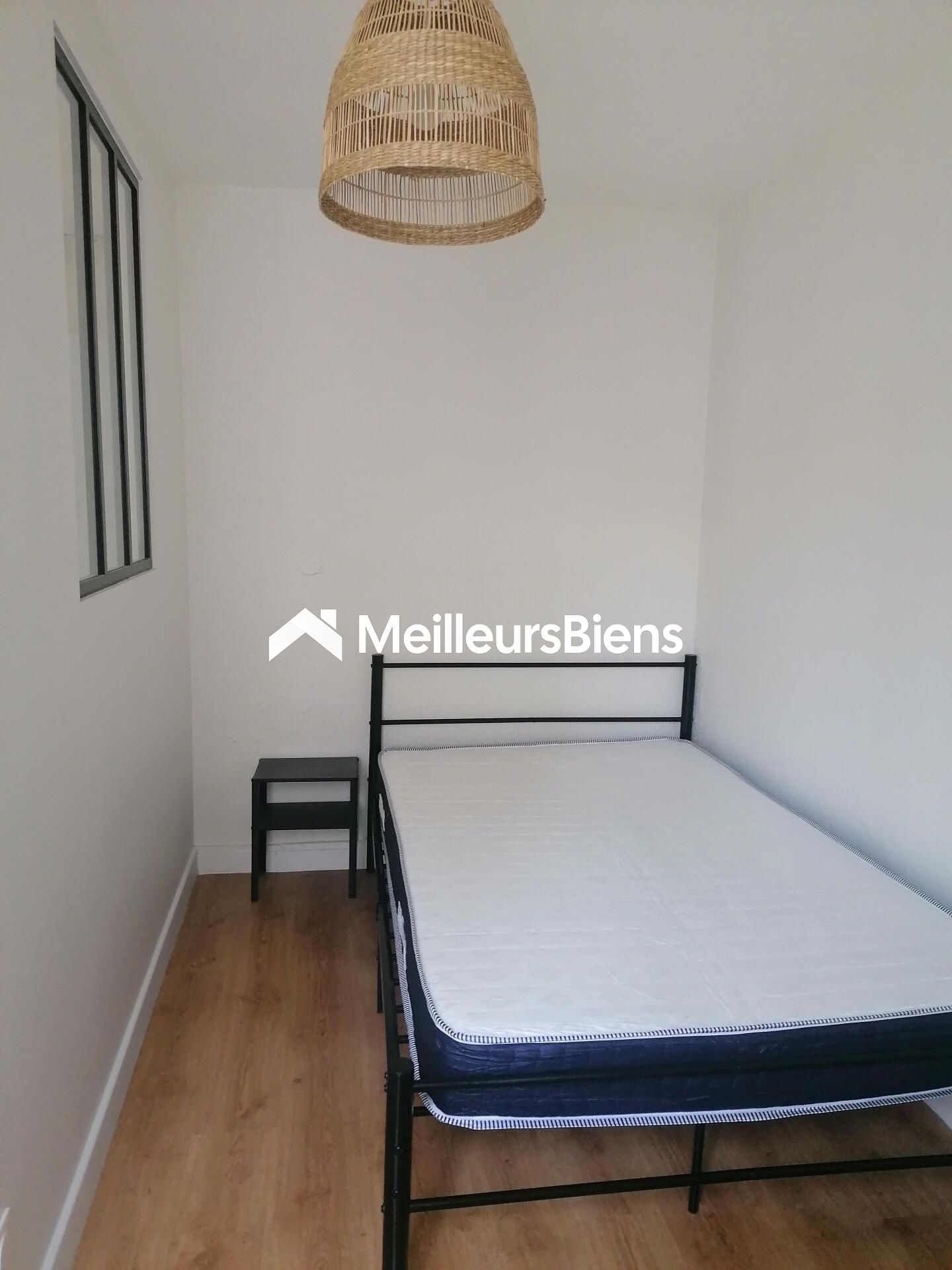 Appartement rénové T1 Bordeaux quartier Nansouty