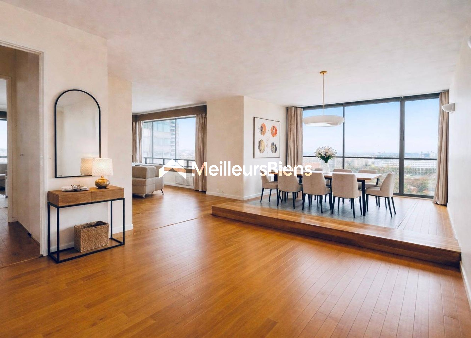 PARIS 15e – BEAUGRENELLE – VUE SEINE & TOUR EIFFEL – 95 m² – 4 PIÈCES – ÉTAGE ÉLEVÉ – PARKING