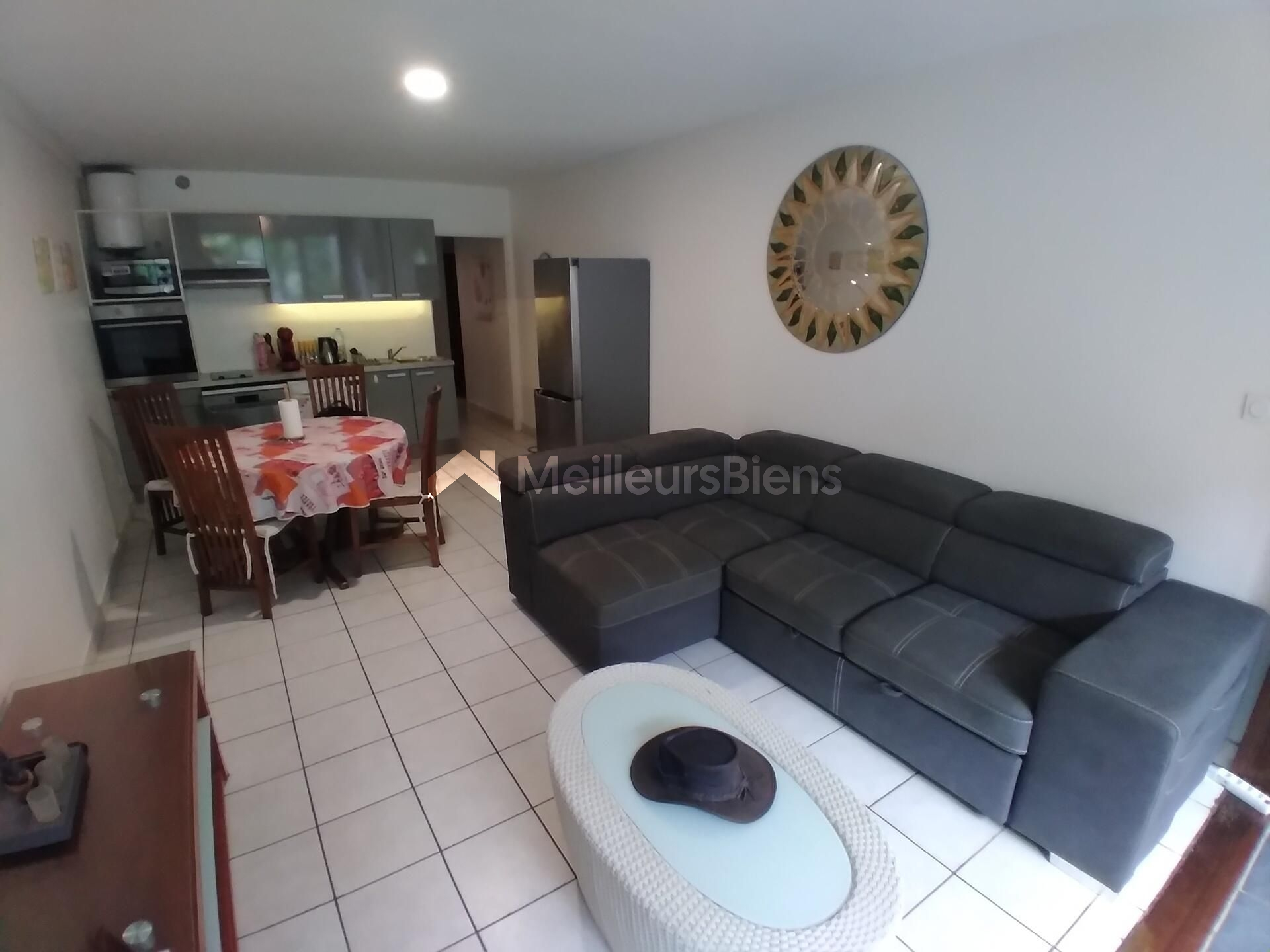 Appartement T2/T3 de 57 m² Saint Gilles les Bains (prox. Roches Noires)