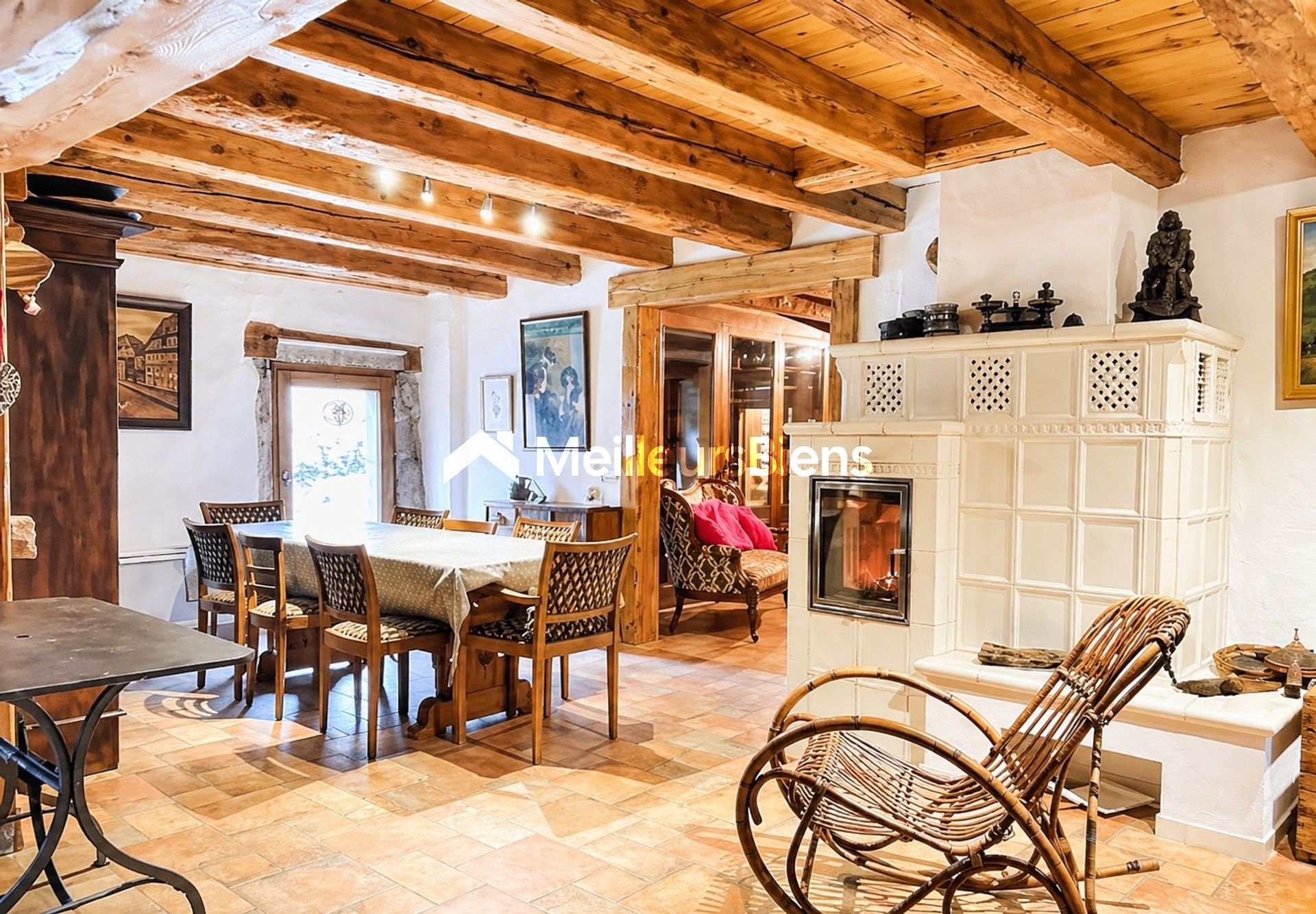 🏡 Propriété de charme rénovée – 380 m² – Piscine intérieure & Jacuzzi – Fort potentiel Airbnb