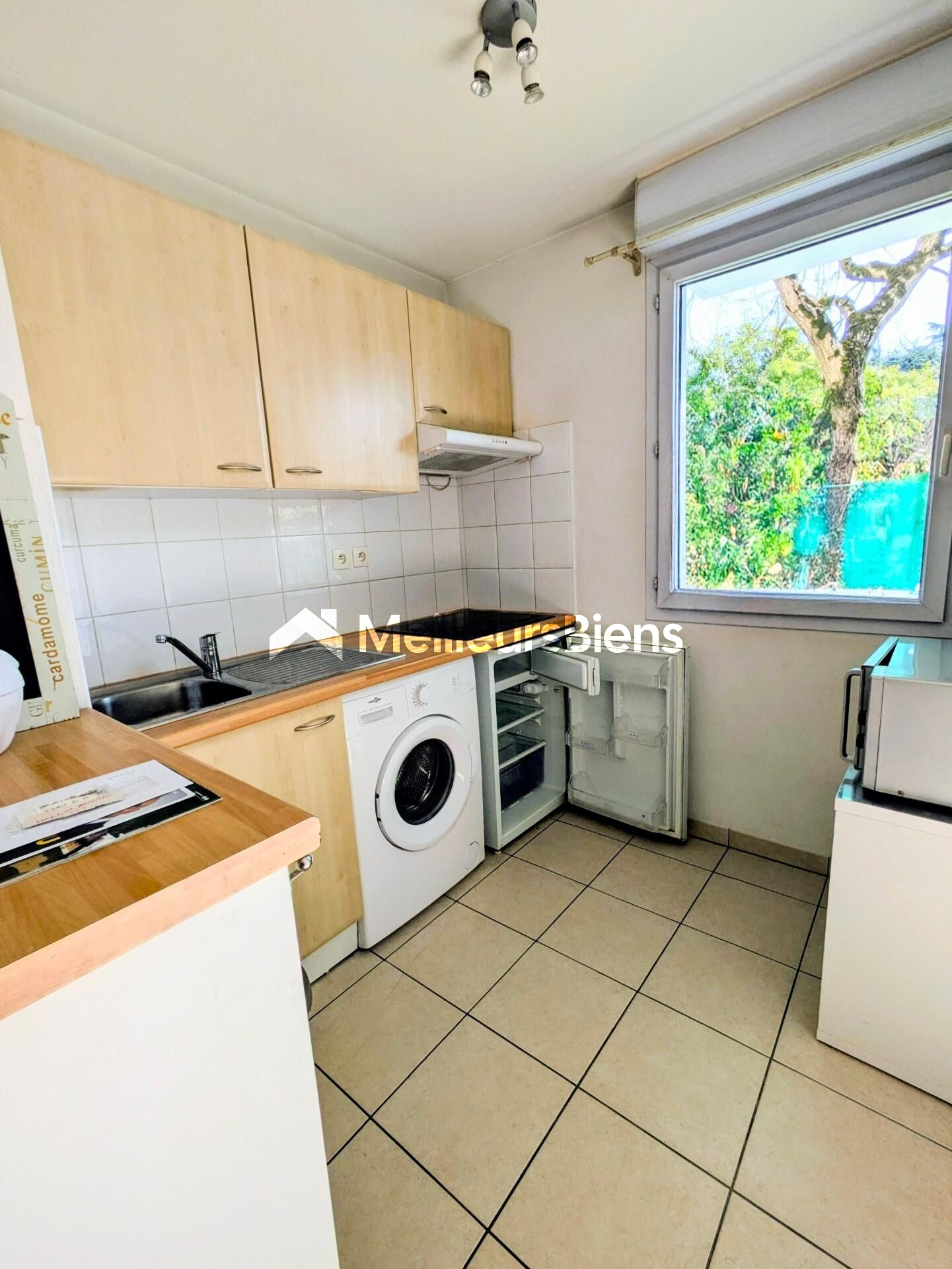Appartement T2 de 41 m² avec terrasse proche plage VILLES MARTIN -piscine - parking