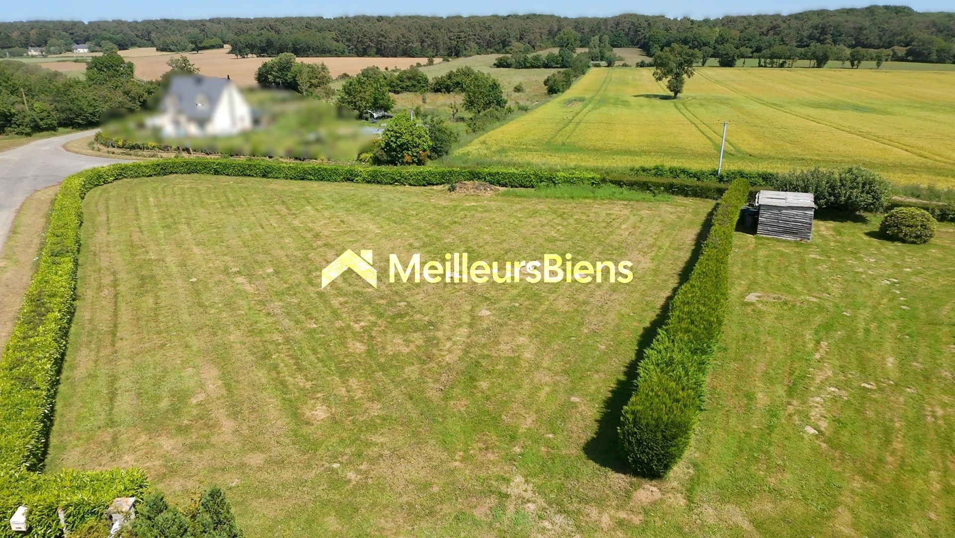 Maison familiale avec vue panoramique et terrain constructible à Monteneuf