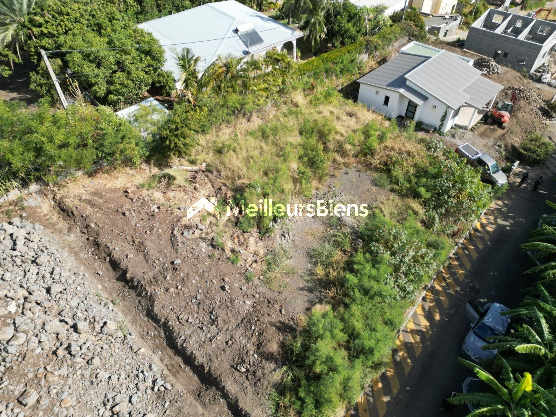 Terrain Rare Stella Saint Leu