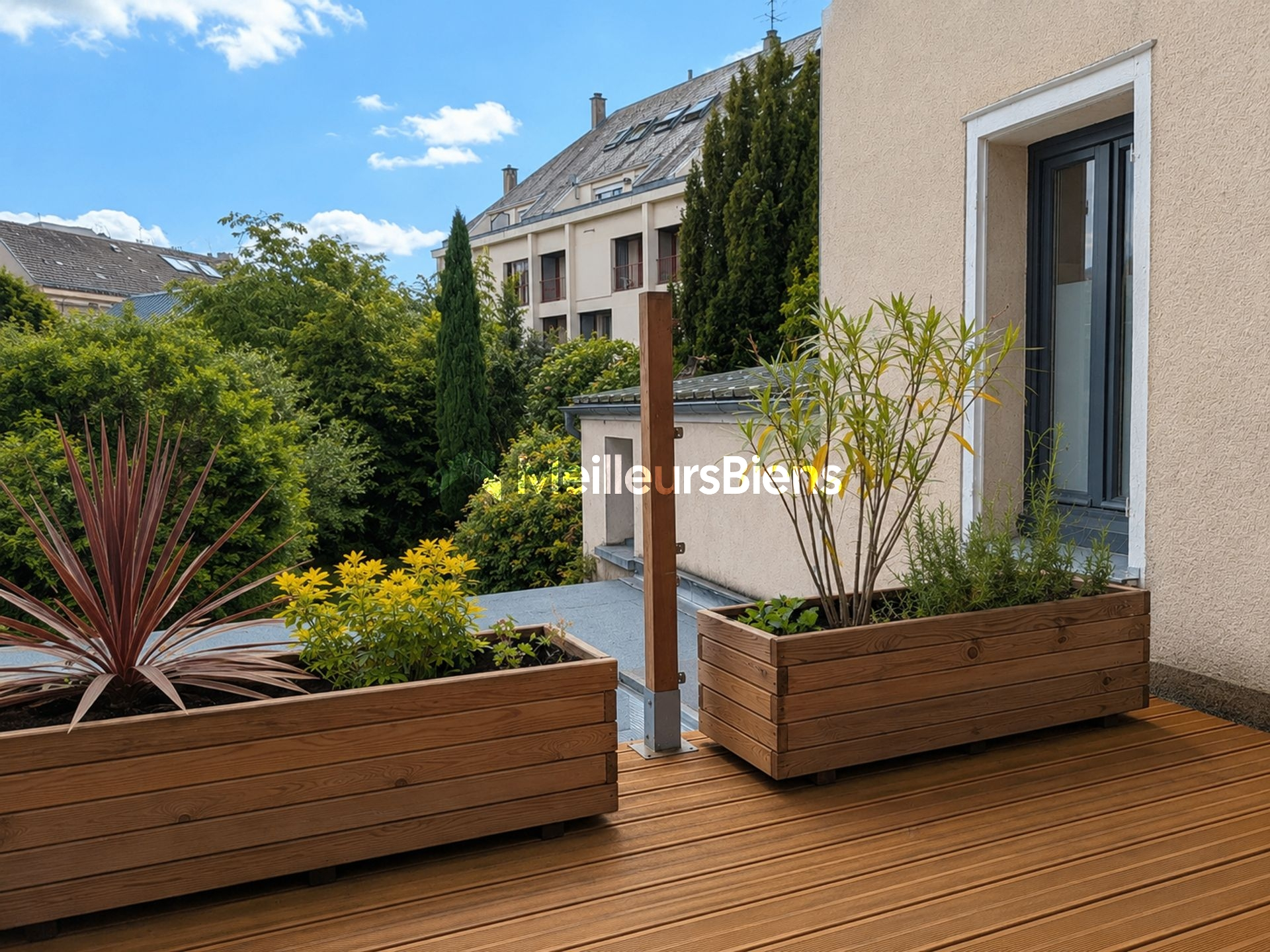 Chartres Gabriel Péri, appartement de charme, 2 chambres et terrasse dans petite copropriété à faibles charges