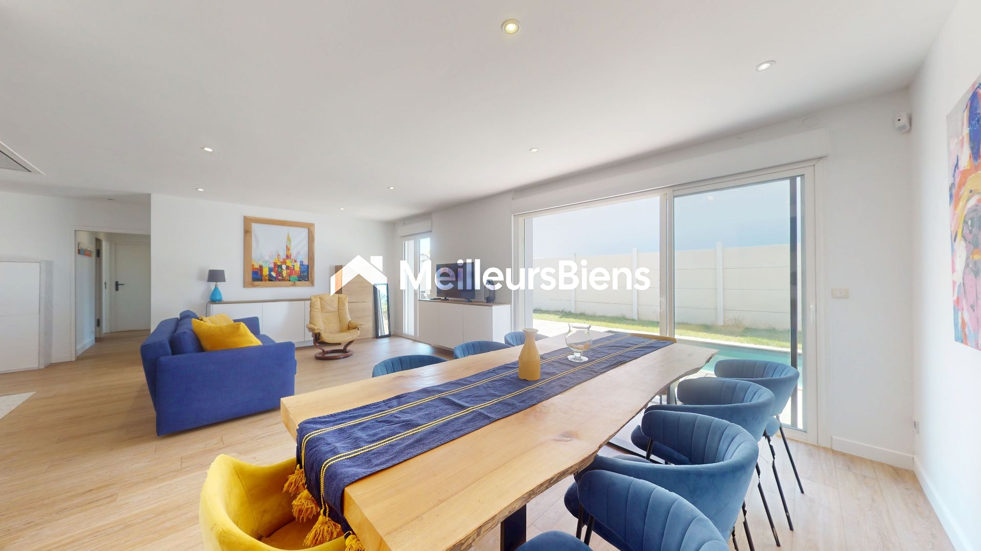 Maison de plain-pied 130 m² à Canejan, 6 pièces, piscine et garage