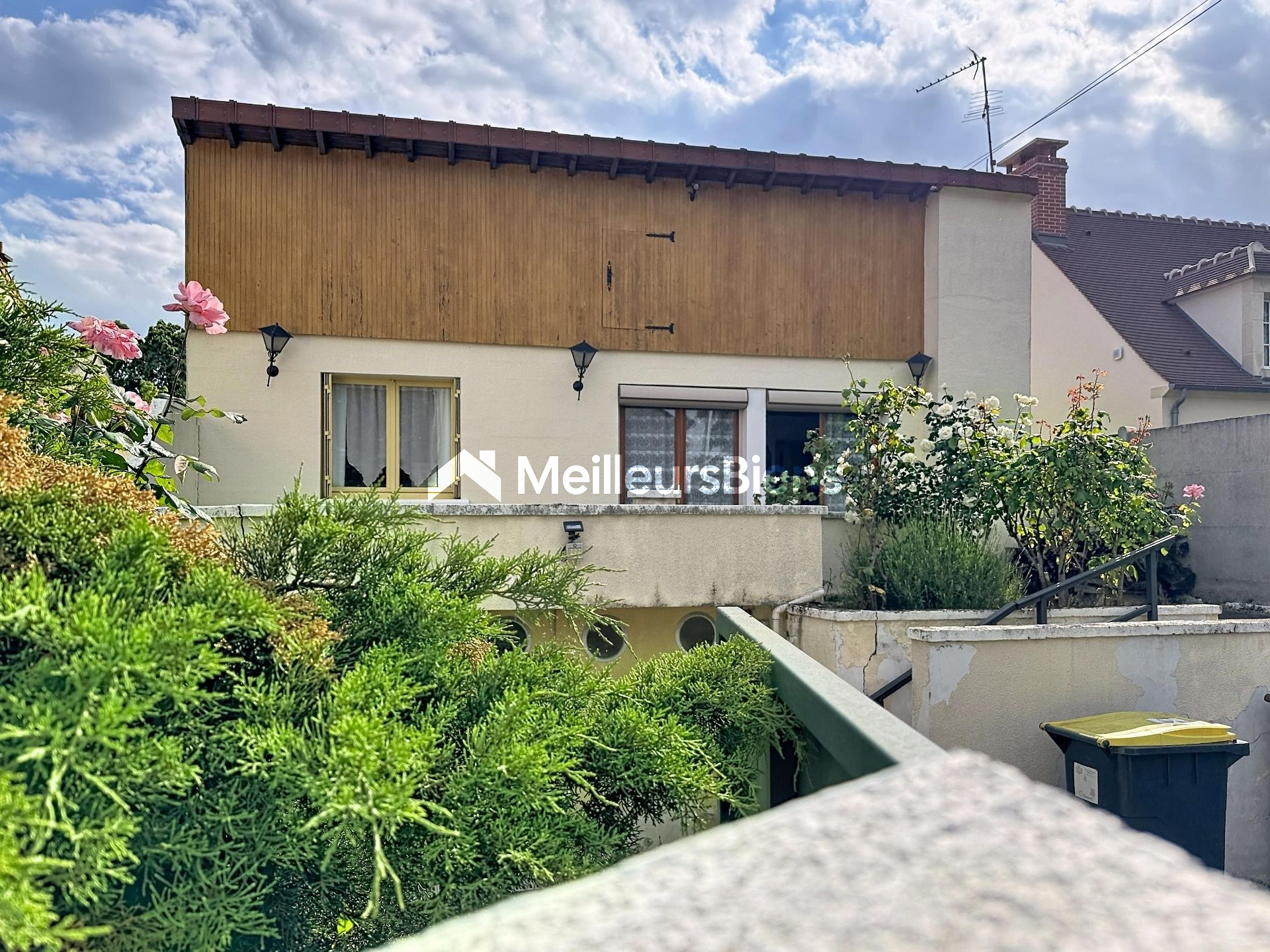Maison 4 pièces 60 m² et terrain de 337 m² à Villemomble Époque