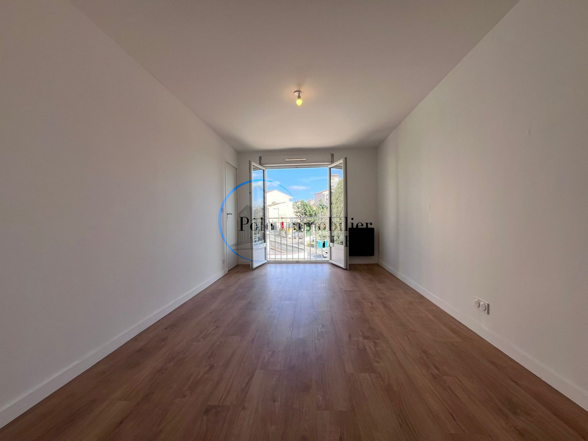 Appartement 70m2 rénové Proche Centre-Ville