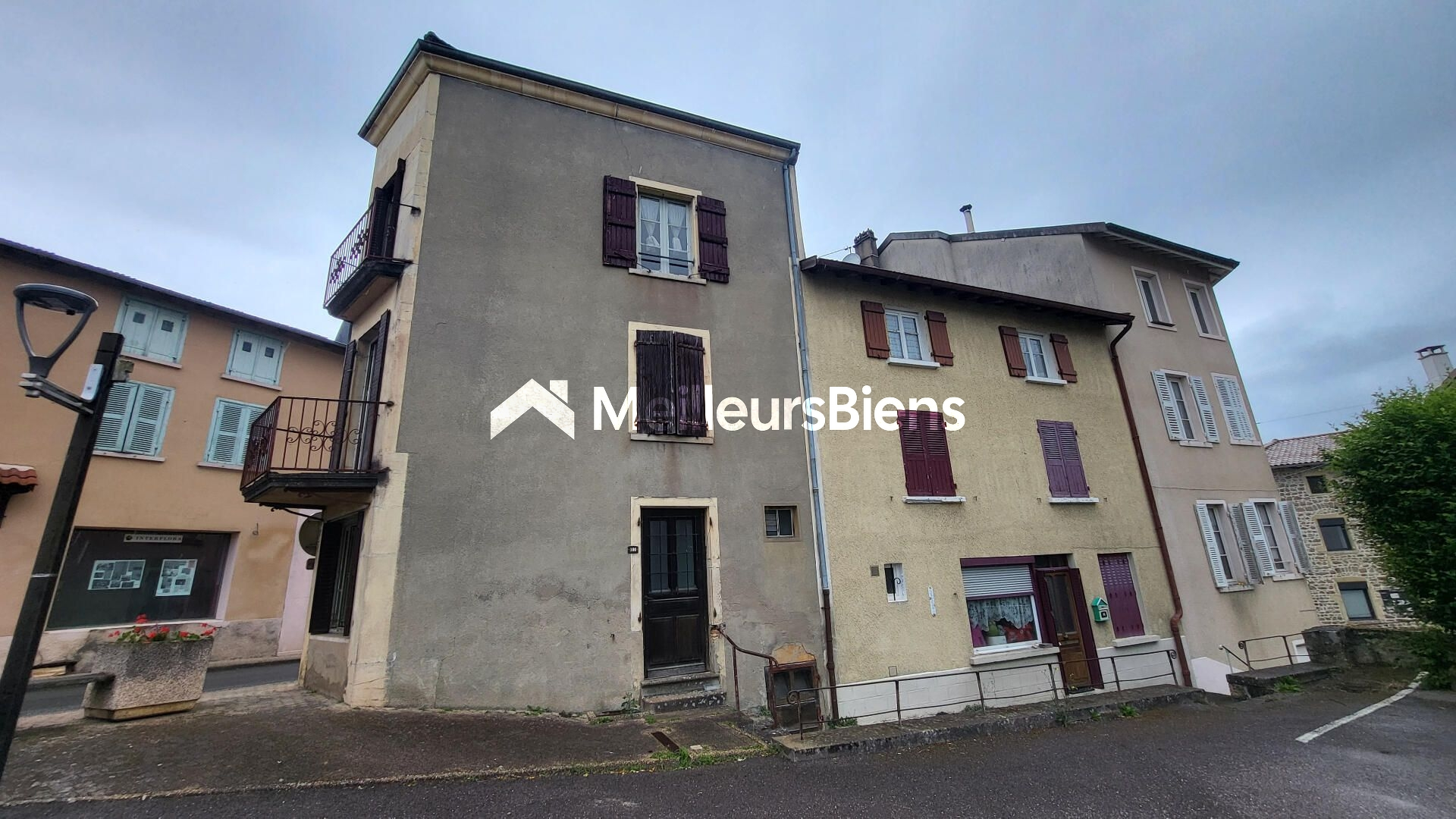 Maison de village à rénover