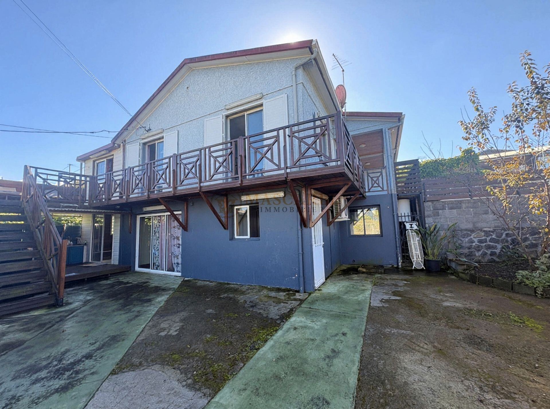 Opportunité Rare à La Plaine des Cafres : Ensemble de 3 Logements à Fort Potentiel