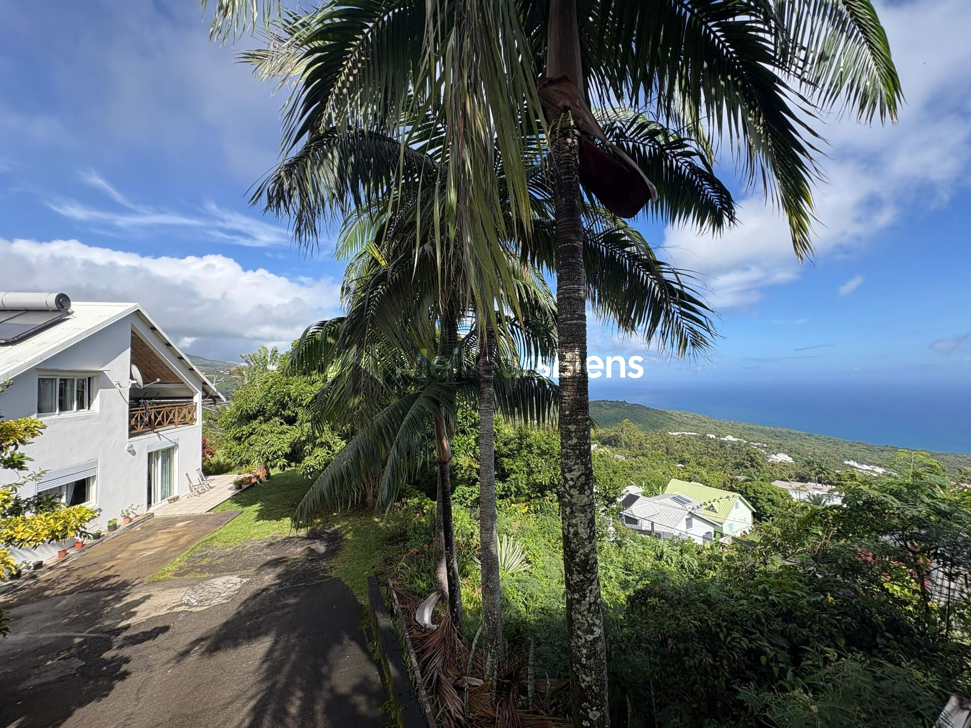 Propriété vue Océan – 2 Logements indépendants – Terrain 1 500 m²
