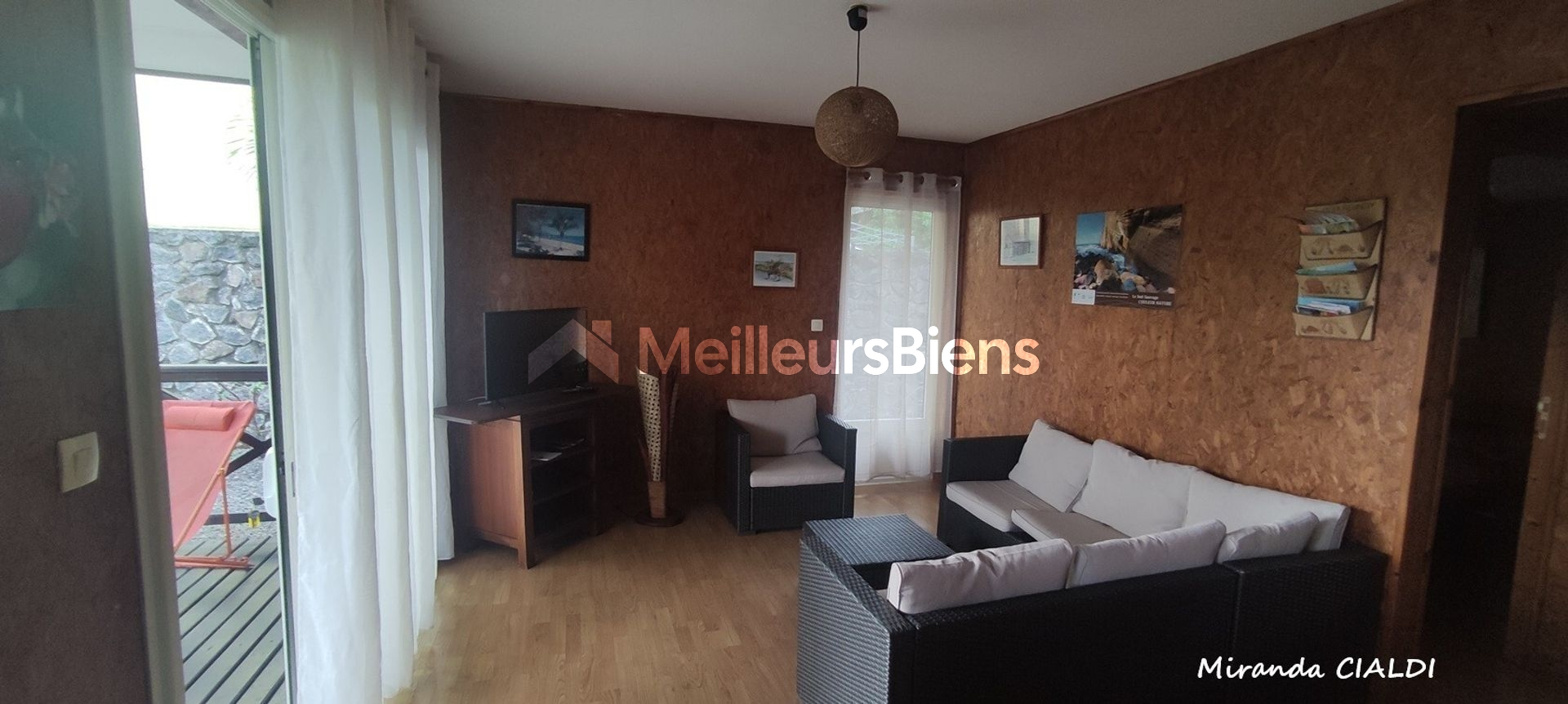 Ensemble Immobilier Meublé 2 CHALETS jumelés F3 - 502m2 / 2 STUDIOS - 861m2/ Terrain à Bâtir 494m2