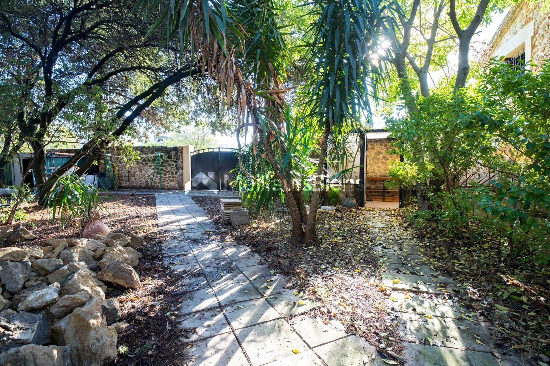 Propriété ancien Chai Viticole à Vendre à MONTPELLIER 34000